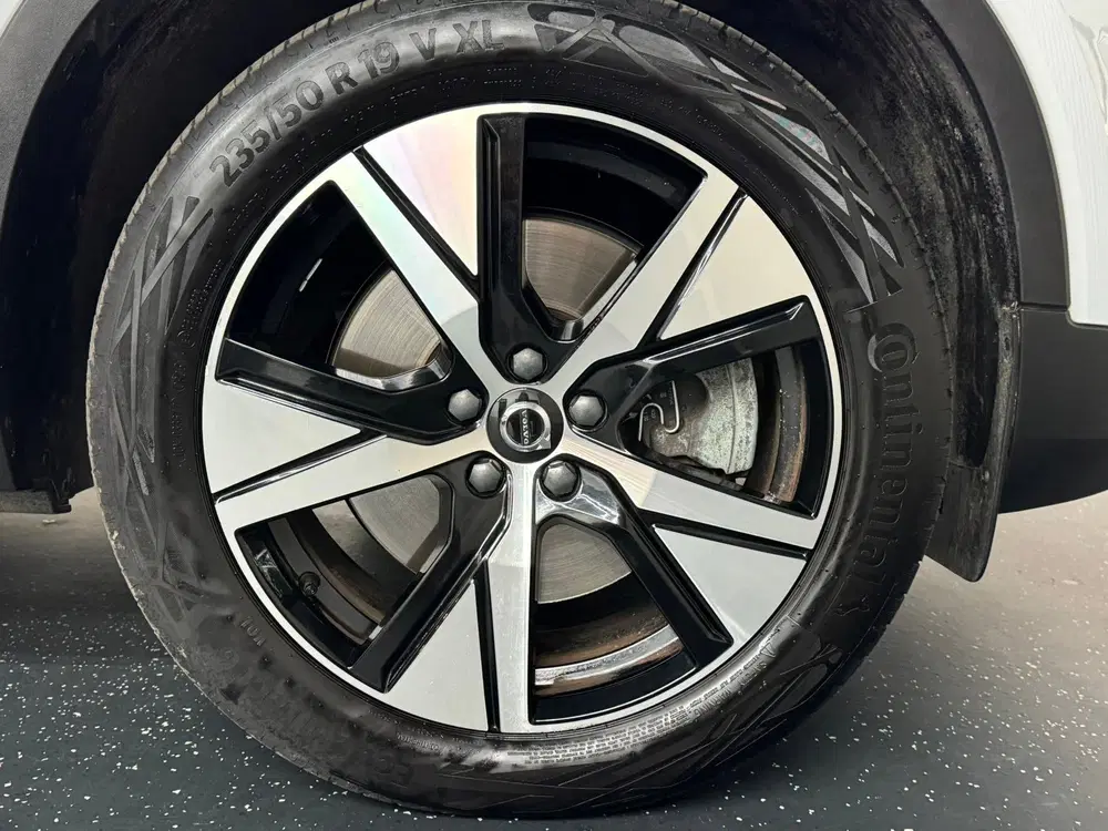 Volvo XC40 R-Design uit 2022, foto 13