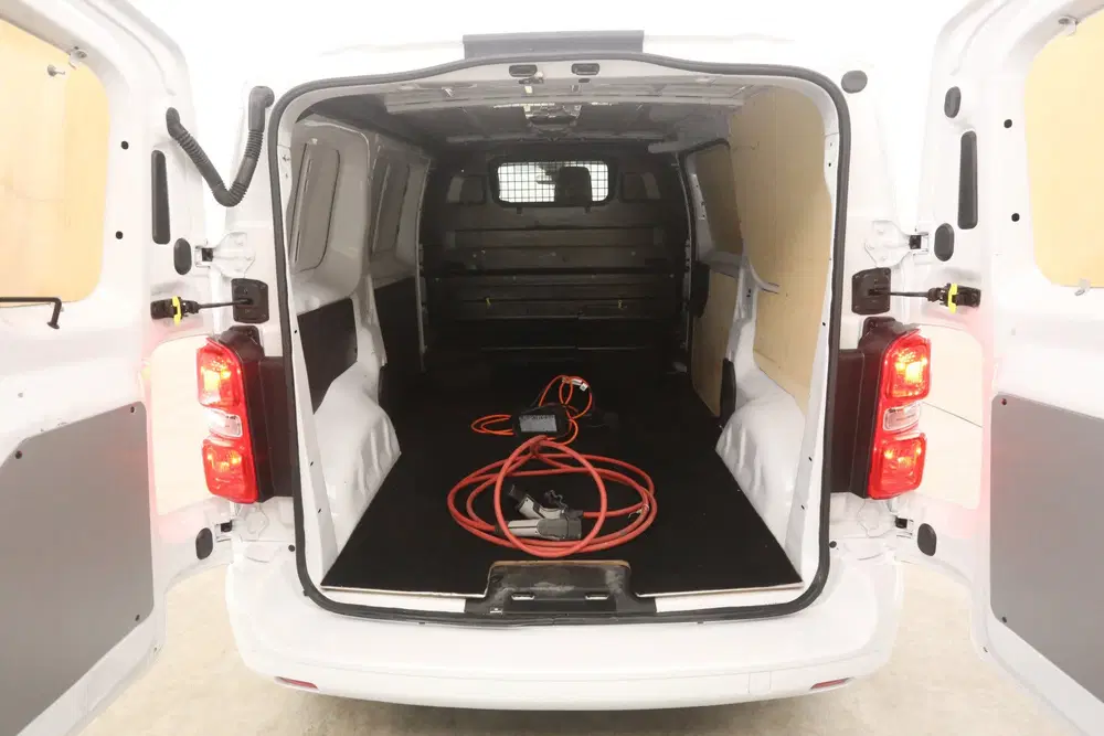 Toyota Proace Elektrisch 75 kWh L2H1 Long Range uit 2022, foto 3