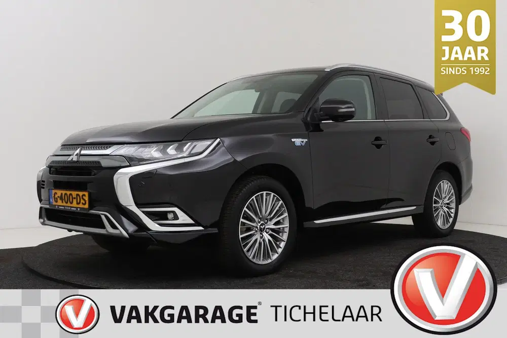 Mitsubishi Outlander 2.4 PHEV Intense+ uit 2019