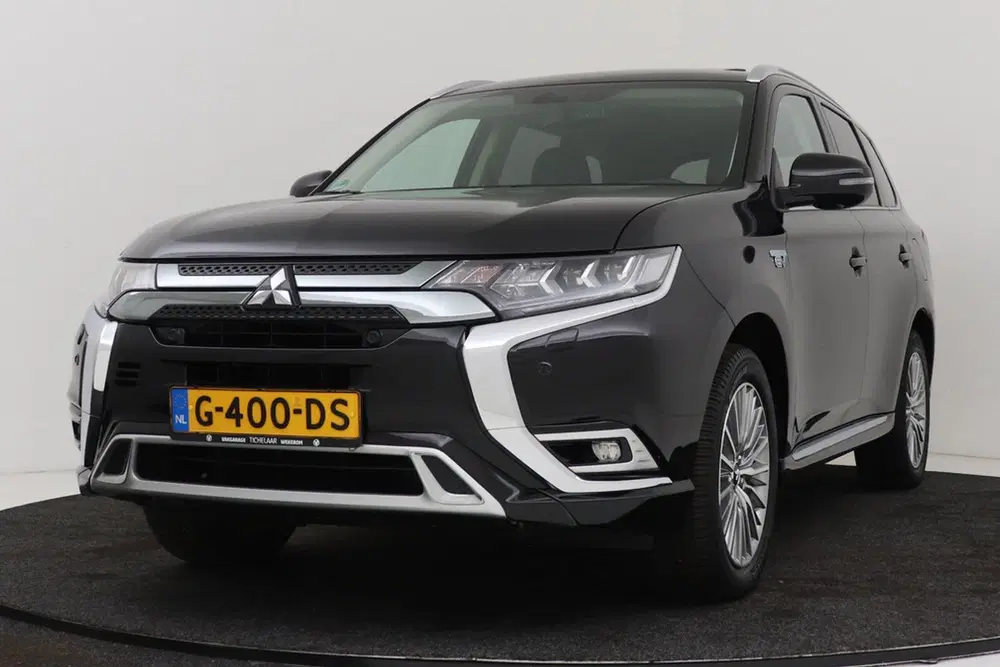 Mitsubishi Outlander 2.4 PHEV Intense+ uit 2019, foto 15