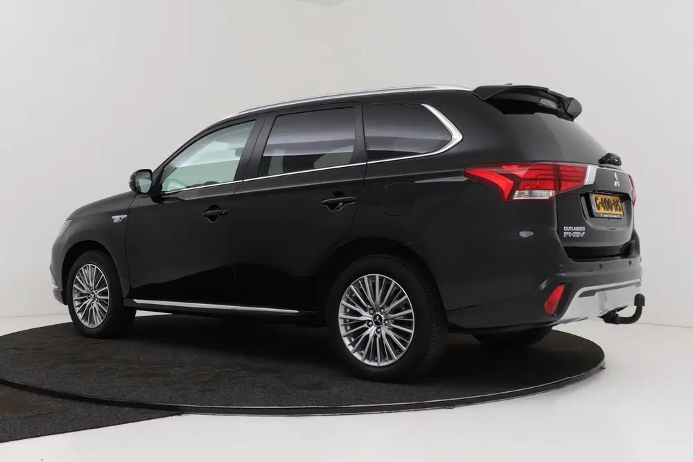 Mitsubishi Outlander 2.4 PHEV Intense+ uit 2019, foto 7
