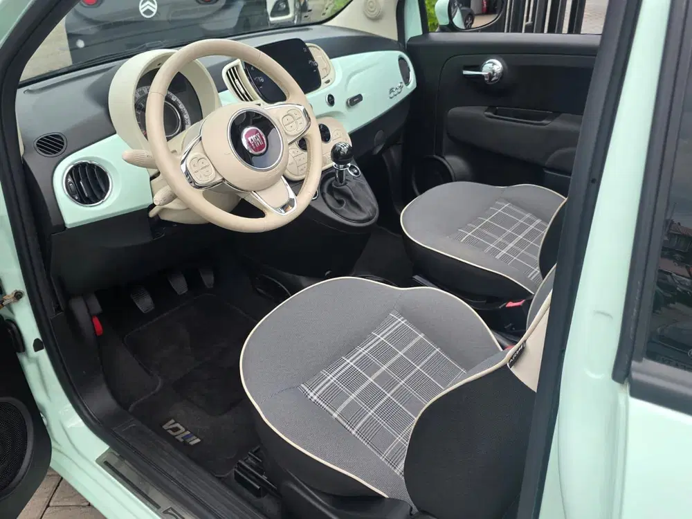 Fiat 500 C 1.0 Hybrid Launch Edition uit 2020, foto 4