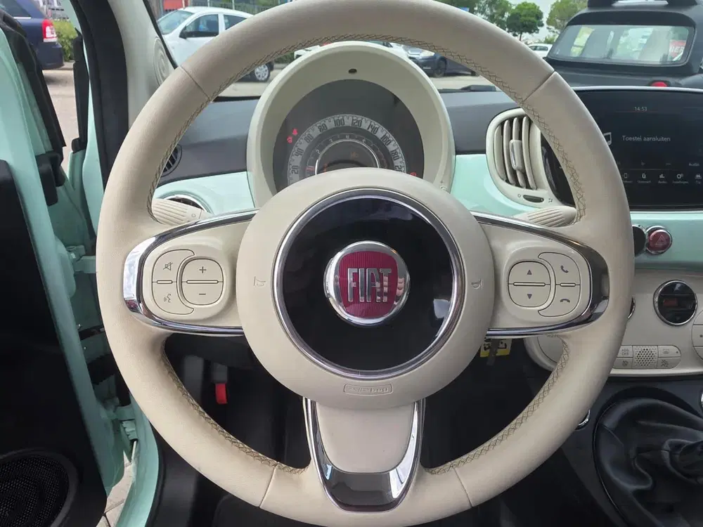 Fiat 500 C 1.0 Hybrid Launch Edition uit 2020, foto 8