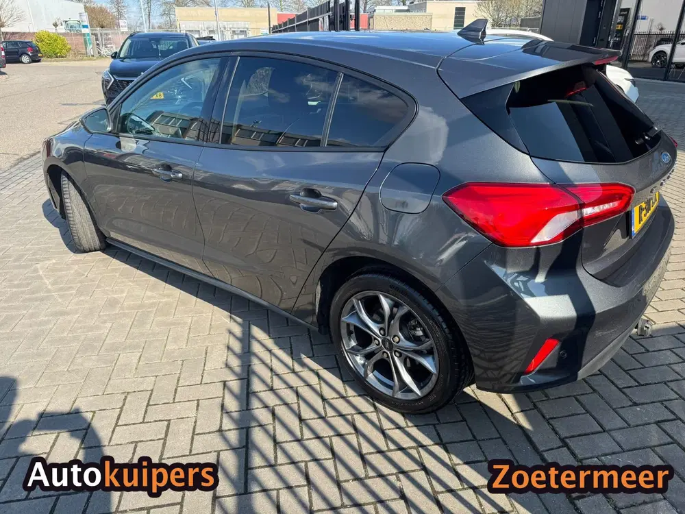 Ford Focus 1.0 EcoBoost Titanium Business uit 2019, foto 11
