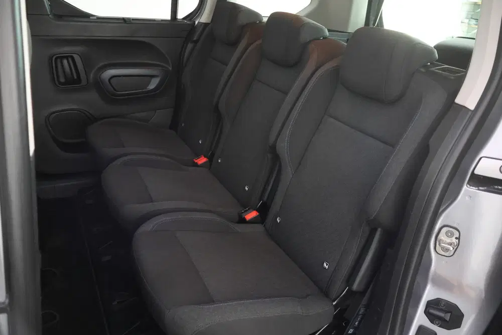 Peugeot Rifter 1.2T Aut. ALLURE PACK PANO uit 2021, foto 11