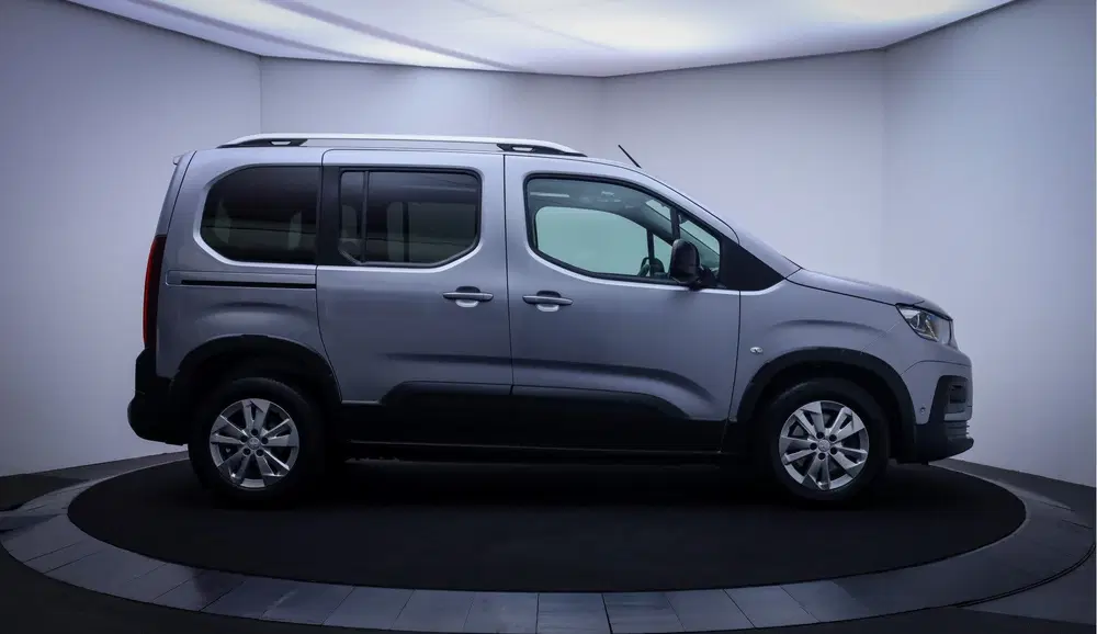 Peugeot Rifter 1.2T Aut. ALLURE PACK PANO uit 2021, foto 4