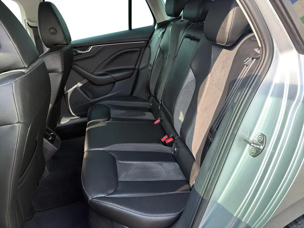 Skoda Kamiq 1.0 TSI Business Edition uit 2020, foto 13
