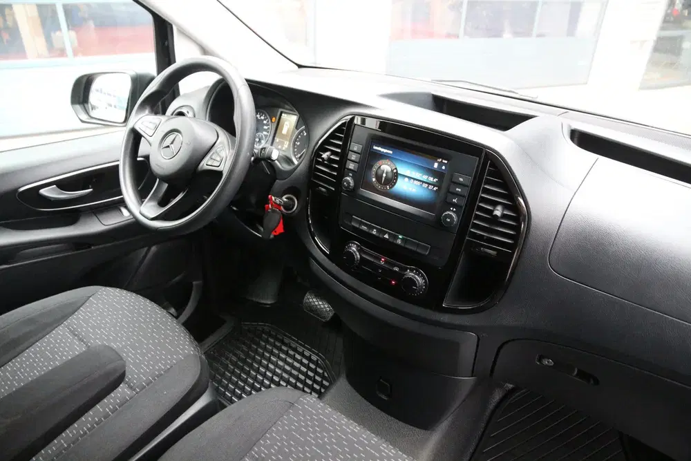 Mercedes-Benz Vito 114 CDI uit 2022, foto 5