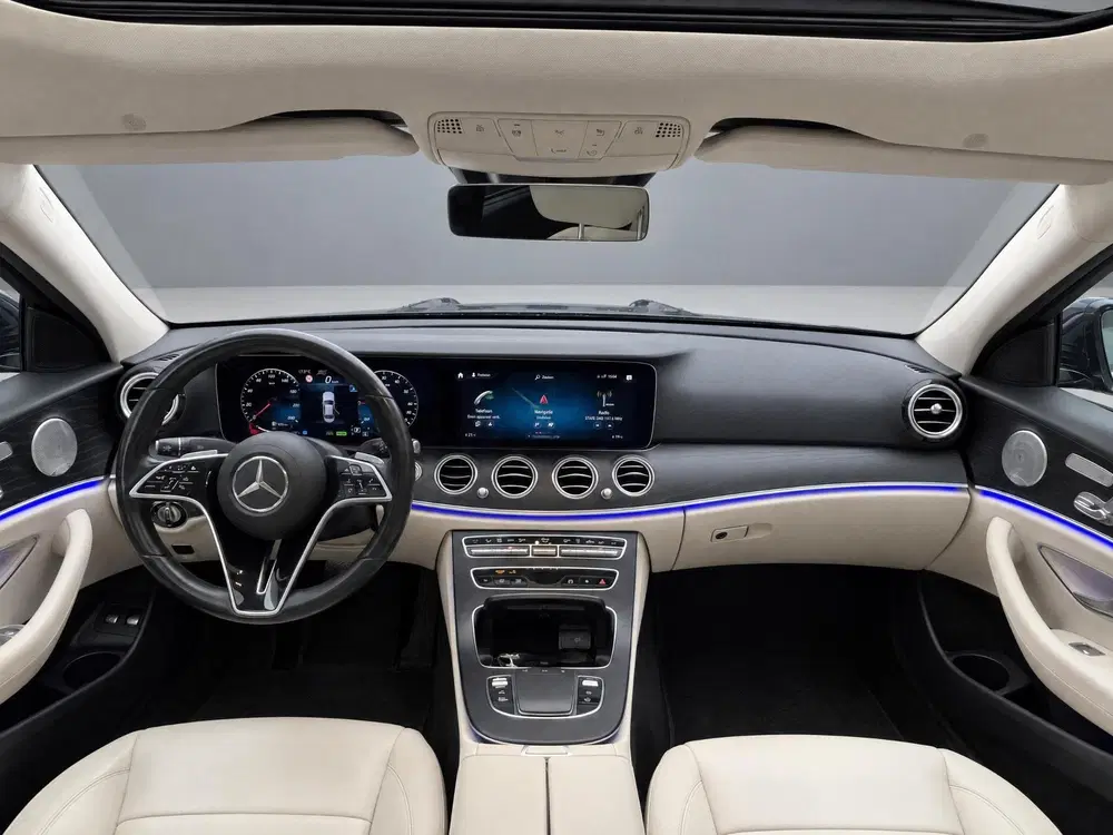 Mercedes-Benz E-Klasse 300 e Luxury Line uit 2023, foto 5