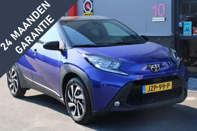 Toyota Aygo X 1.0 VVT-i MT Business TWO-TONE 10DKM uit 2025
