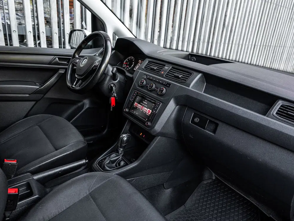 Volkswagen Caddy 1.4 TSi 130pk AUT. Highline uit 2020, foto 3