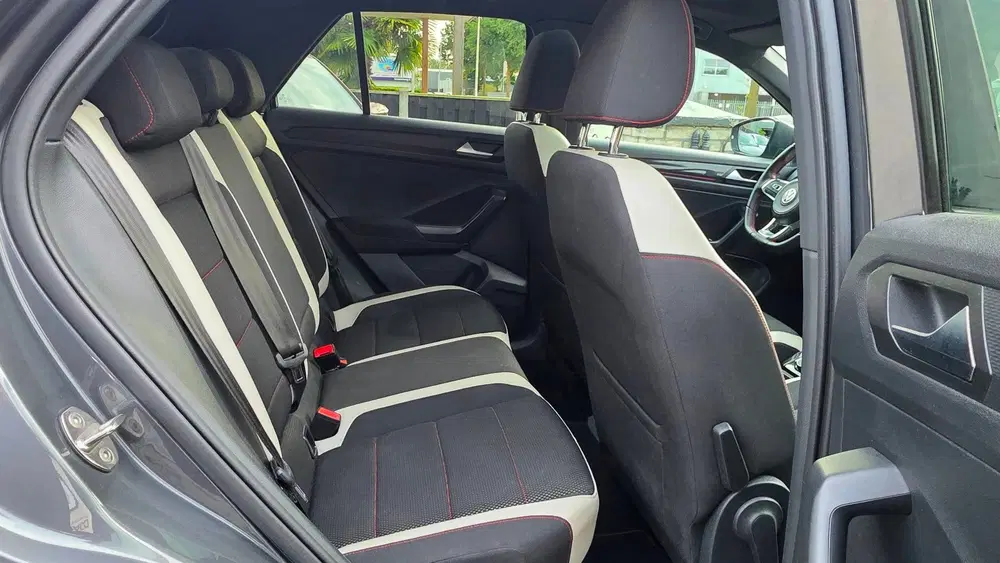 Volkswagen T-Roc 2.0 TSI 4Motion Sport Business R uit 2019, foto 9