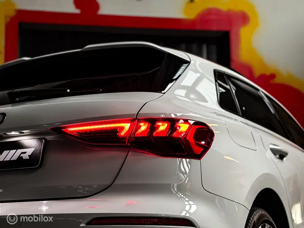 Audi A3 45 TFSIe S-Line Competition uit 2022, foto 10