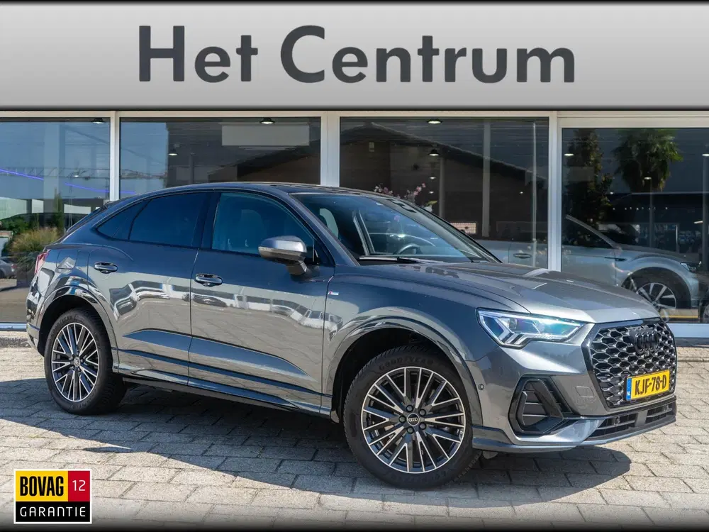 Audi Q3 1.4 e-hybrid S edition S-line uit 2023