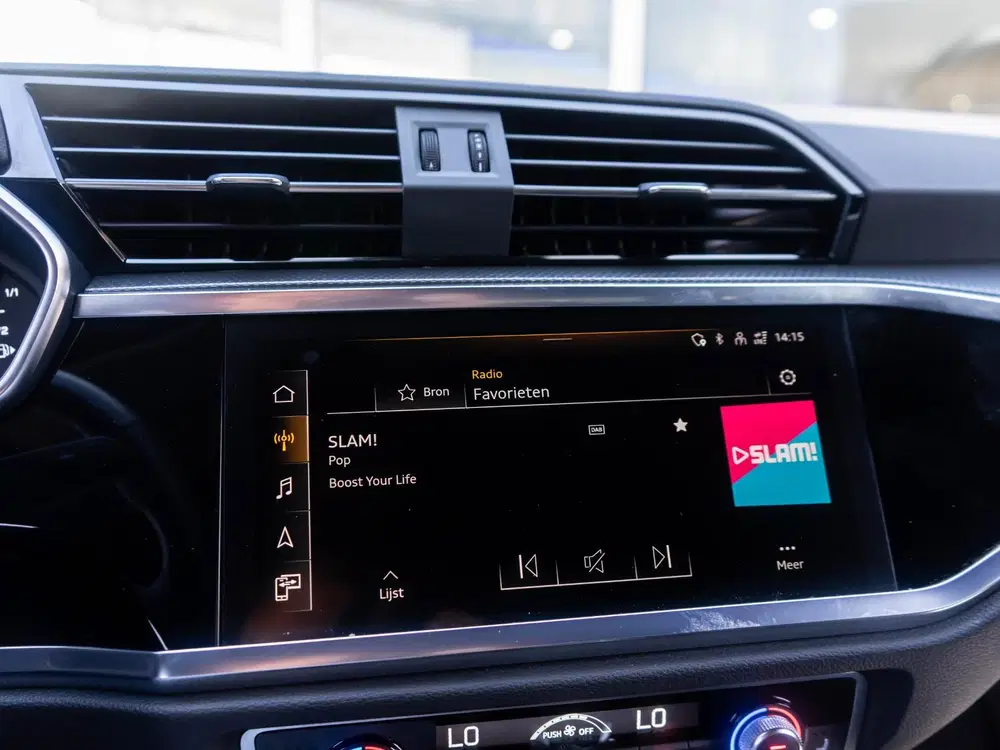 Audi Q3 1.4 e-hybrid S edition S-line uit 2023, foto 10
