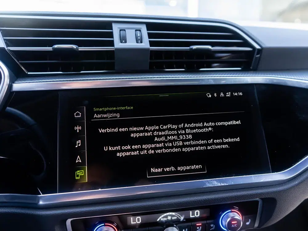 Audi Q3 1.4 e-hybrid S edition S-line uit 2023, foto 12