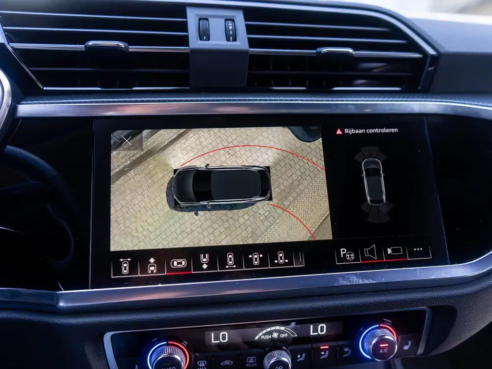 Audi Q3 1.4 e-hybrid S edition S-line uit 2023, foto 14