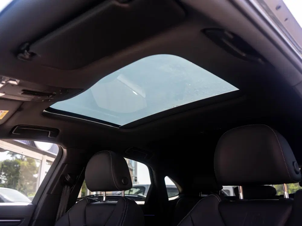 Audi Q3 1.4 e-hybrid S edition S-line uit 2023, foto 9