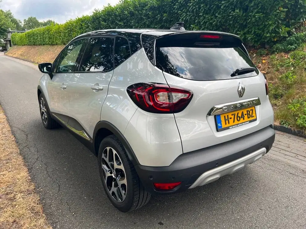 Renault Captur 1.3 TCe Intens AUTOMAAT uit 2019, foto 2