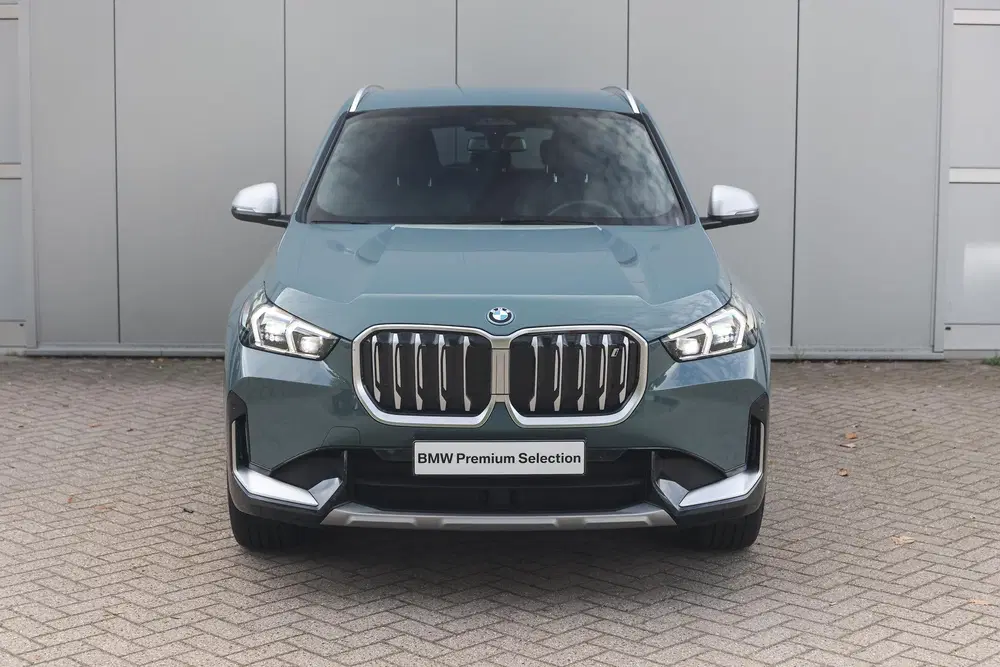 BMW iX1 eDrive20 xLine uit 2024, foto 5