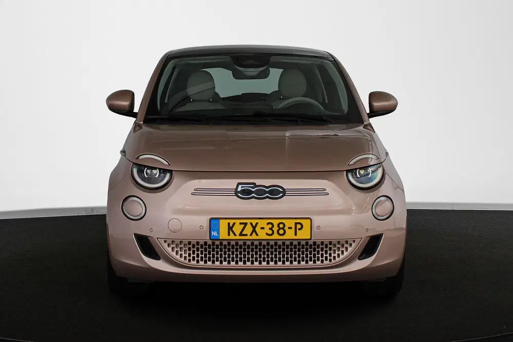 Fiat 500 La Prima 42 kWh Pano Leder Stoelverwarming uit 2024, foto 15