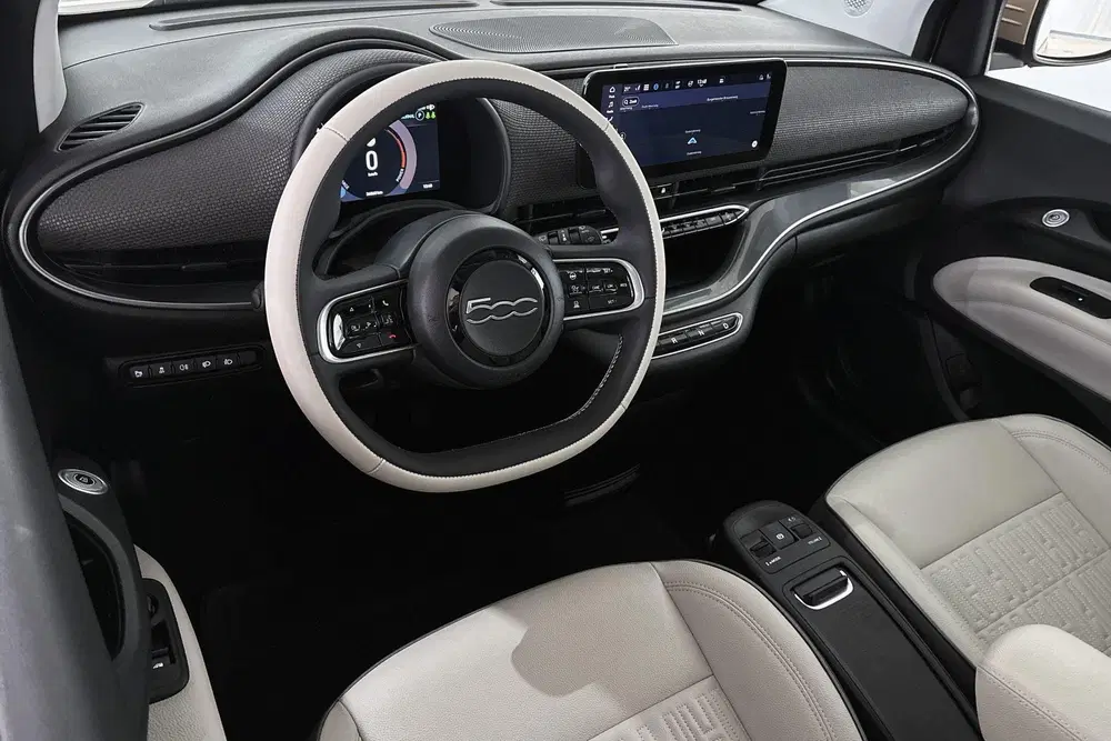 Fiat 500 La Prima 42 kWh Pano Leder Stoelverwarming uit 2024, foto 5