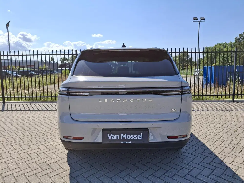 Leapmotor C10 Design 69.9 kWh uit 2025, foto 5