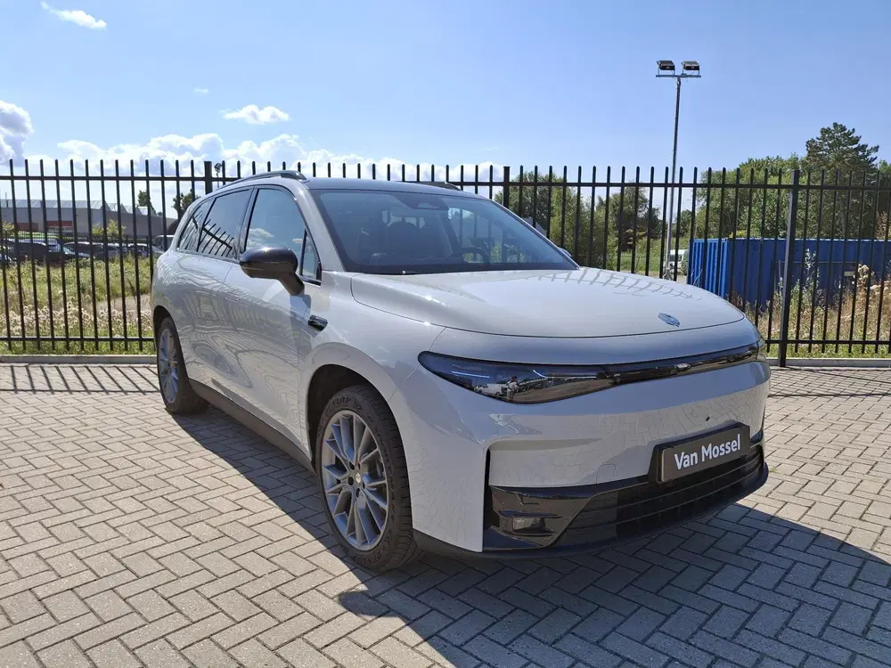 Leapmotor C10 Design 69.9 kWh uit 2025, foto 8