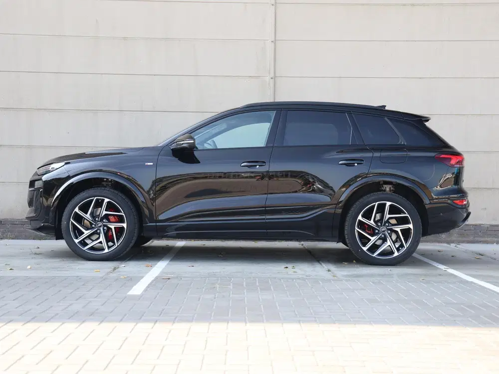 Audi Q6 e-tron S edition 83Kwh 252 PK uit 2026, foto 11