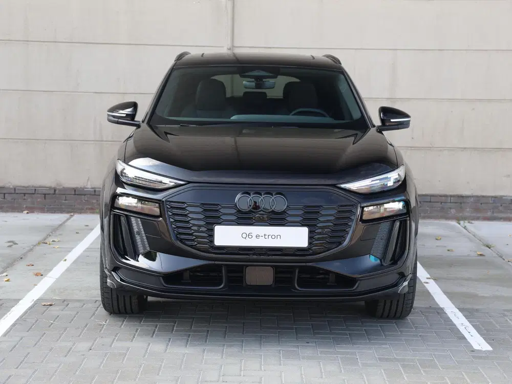 Audi Q6 e-tron S edition 83Kwh 252 PK uit 2026, foto 4