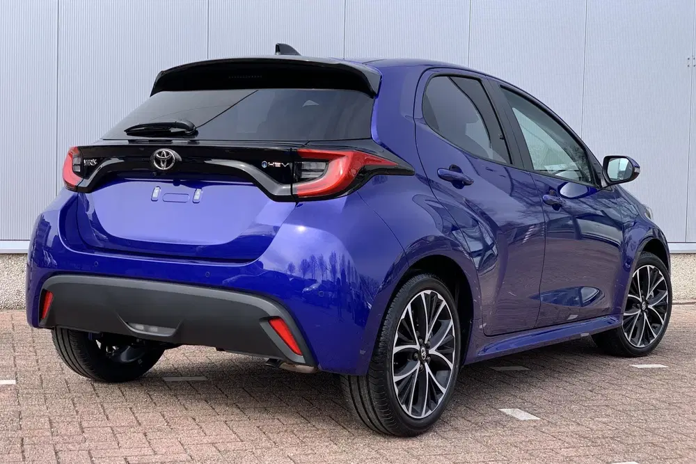 Toyota Yaris 1.5 Hybrid 115 Dynamic uit 2026, foto 2