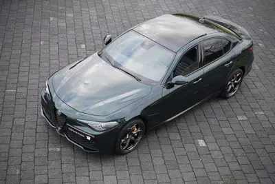 Alfa Romeo Giulia 2.0 T Veloce AWD Q4 Skywindow uit 2022