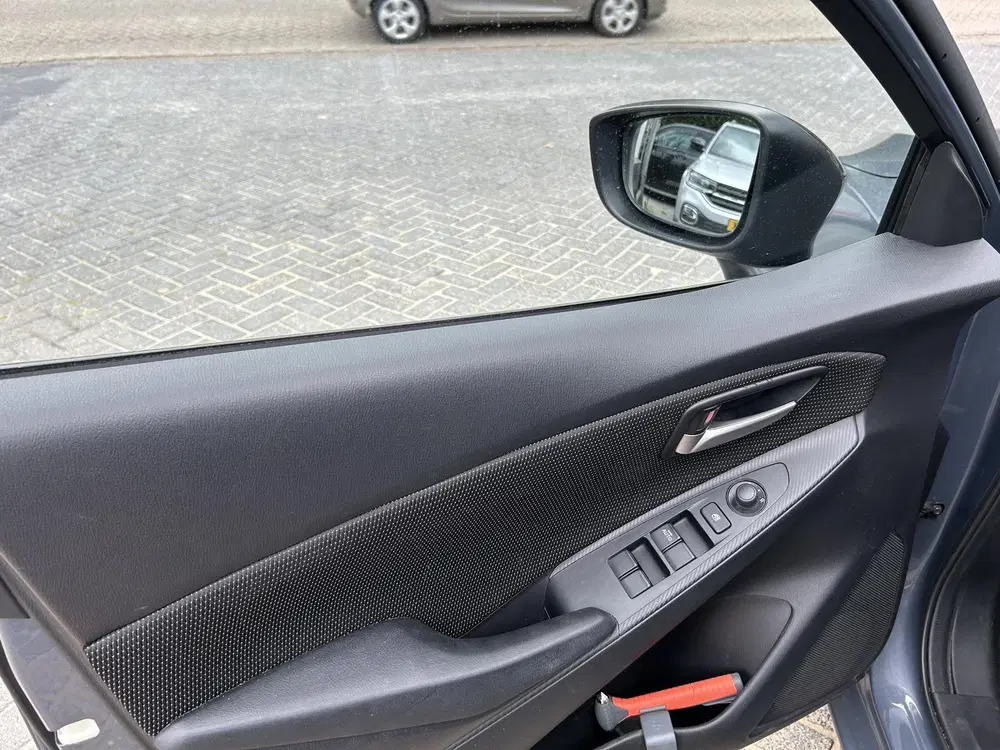 Mazda 2 1.5 Skyactiv-G Sportive uit 2023, foto 13