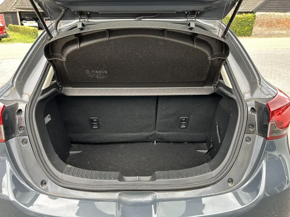 Mazda 2 1.5 Skyactiv-G Sportive uit 2023, foto 9