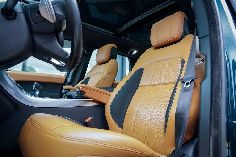 Land Rover Range Rover Sport 2.0 P400e HSE Dynamic uit 2020, foto 2