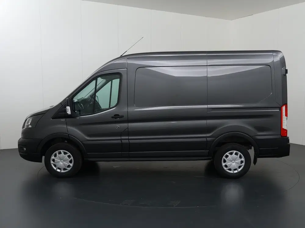 Ford Transit 350 uit 2024, foto 5
