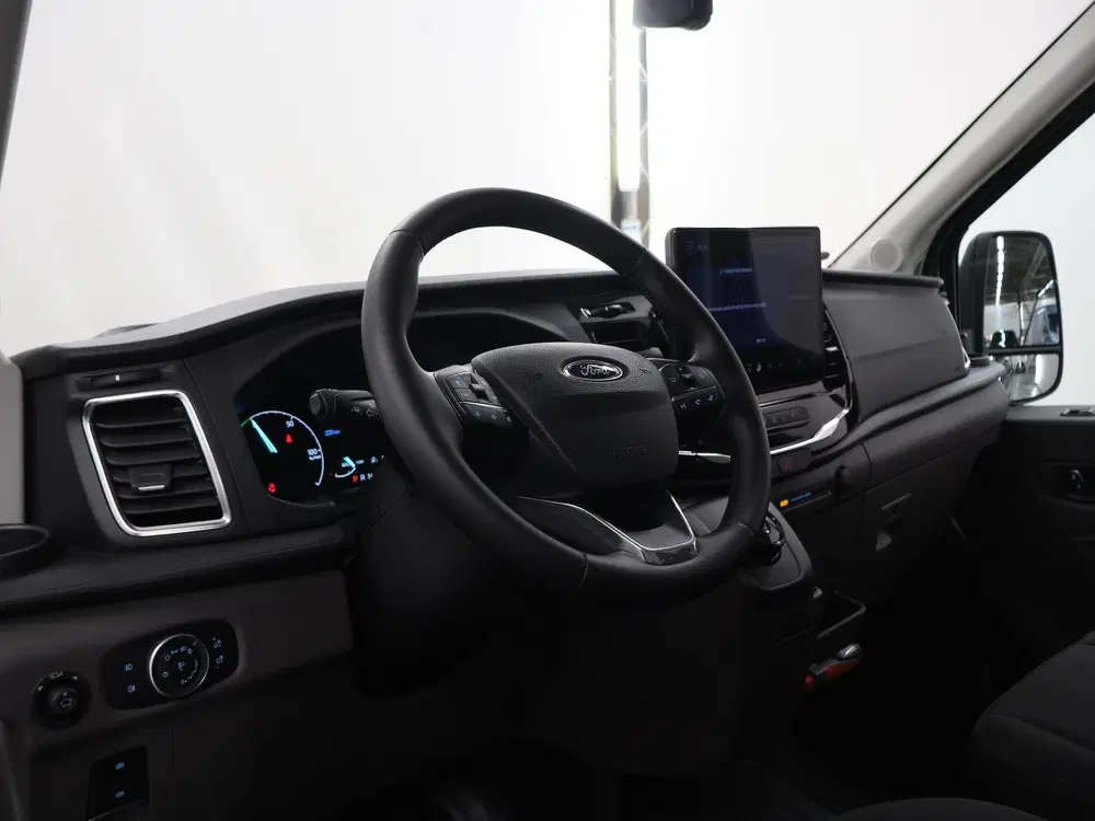 Ford Transit 350 uit 2024, foto 7