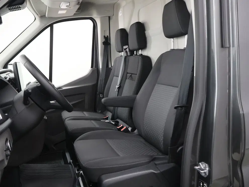 Ford Transit 350 uit 2024, foto 8