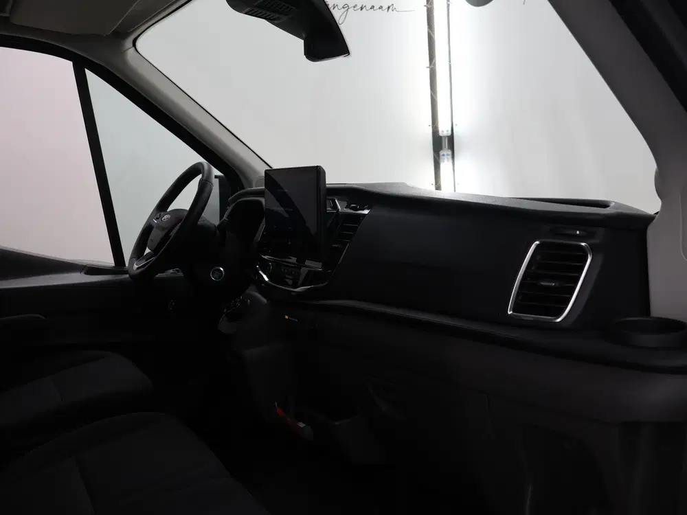Ford Transit 350 uit 2024, foto 9