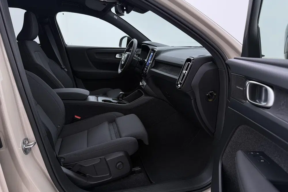 Volvo EX40 Twin Motor Plus 82 kWh uit 2026, foto 5