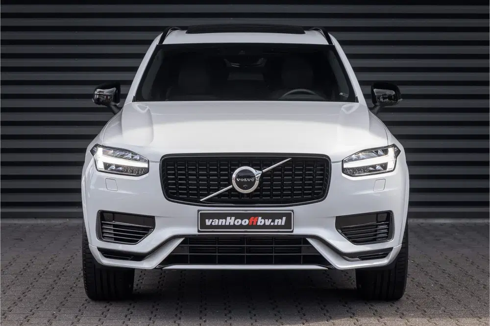 Volvo XC90 T8 Recharge AWD R-Design 22'' uit 2022, foto 3