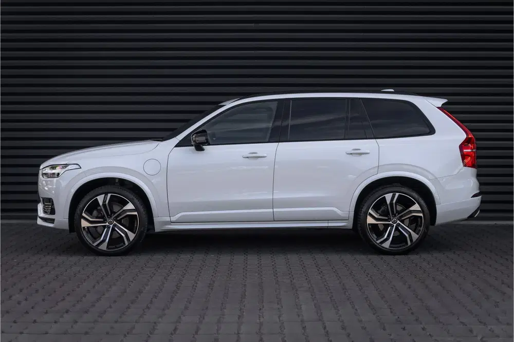 Volvo XC90 T8 Recharge AWD R-Design 22'' uit 2022, foto 7