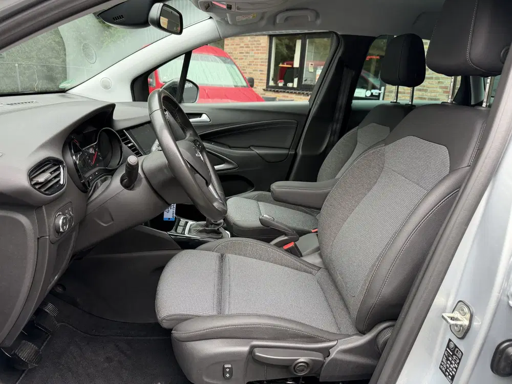 Opel Crossland 1.2 Turbo AGR-comfortstoel uit 2024, foto 6