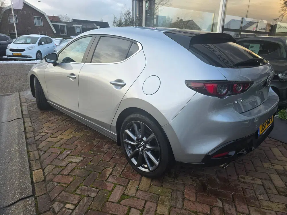 Mazda 3 2.0 e-SkyActiv-G M Hybrid 122 Luxury uit 2020, foto 5