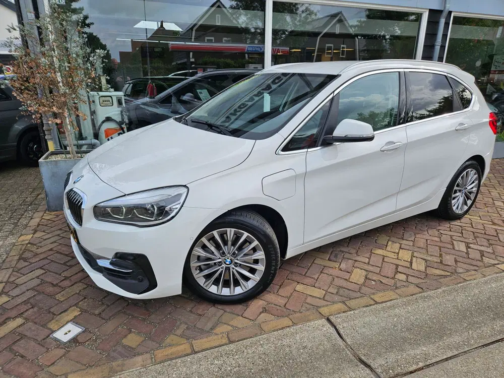 BMW 2-serie Active Tourer 225xe iPerformance uit 2020, foto 2