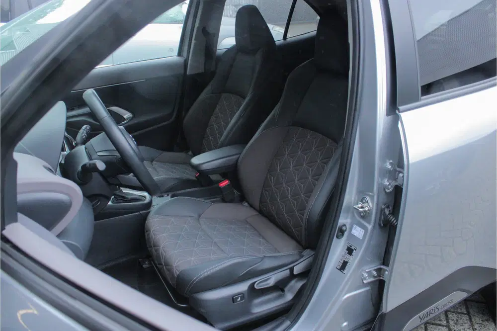 Toyota Yaris Cross 1.5 Hybrid Executive uit 2022, foto 8