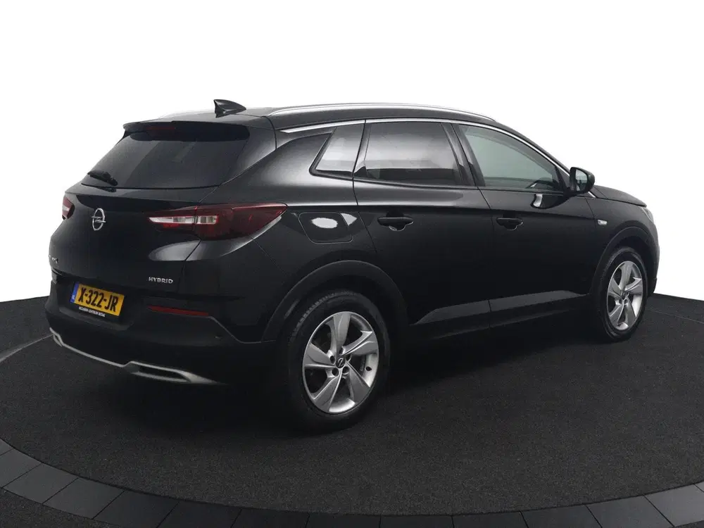 Opel Grandland 1.6 Turbo Hybrid Business Elegance uit 2021, foto 2