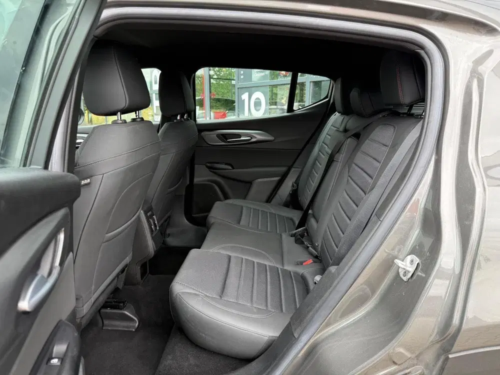 Alfa Romeo Tonale 1.5T Hybrid Sprint *ACC & Navigatie* uit 2023, foto 10