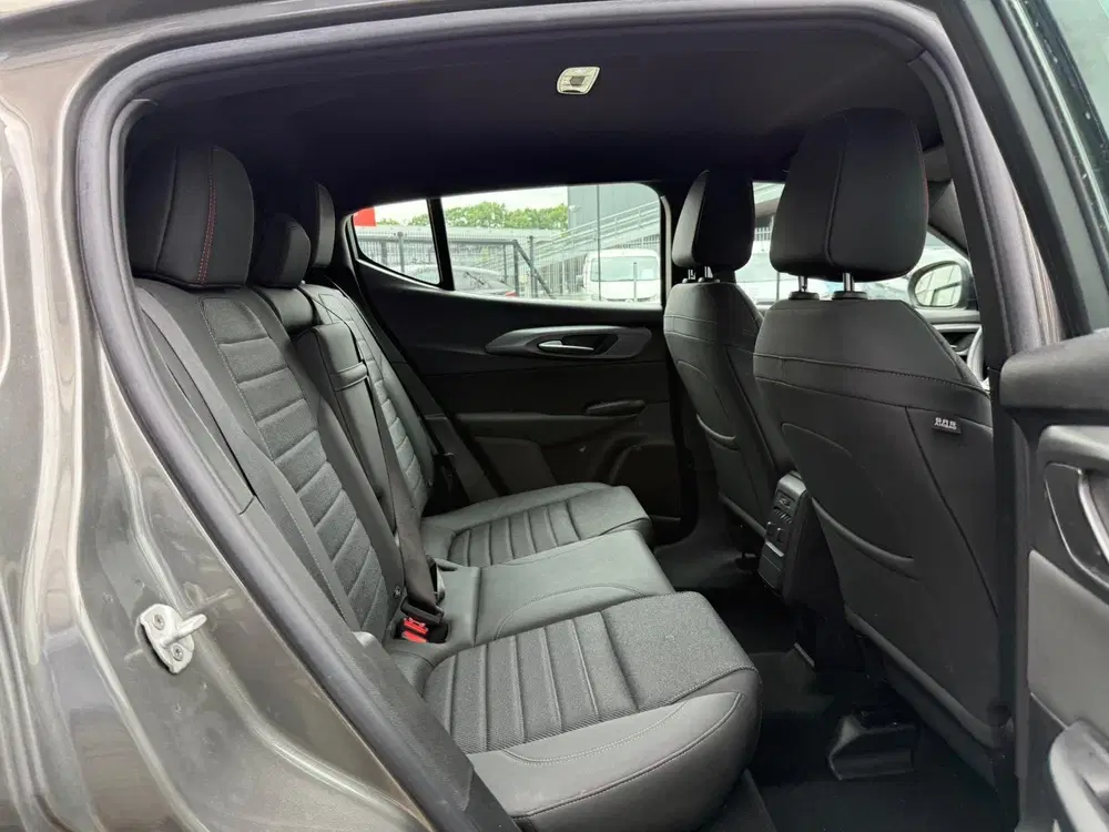 Alfa Romeo Tonale 1.5T Hybrid Sprint *ACC & Navigatie* uit 2023, foto 12