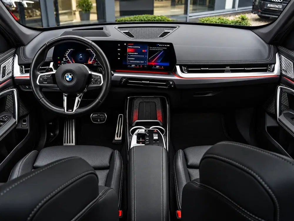 BMW X1 xDrive23i uit 2023, foto 10